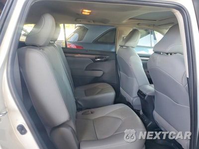 Zdjęcie 10 z 12 samochodu: 2021 TOYOTA HIGHLANDER HYBRID LIMITED VIN:5TDXBRCH4MS014906 - miniatura