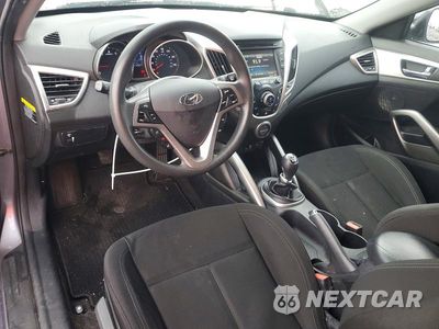 Zdjęcie 8 z 13 samochodu: 2016 HYUNDAI VELOSTER BASE VIN:KMHTC6AD7GU279955 - miniatura