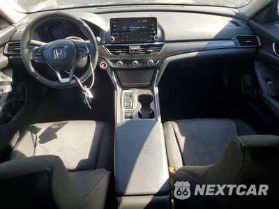 Zdjęcie 8 z 13 samochodu: 2020 HONDA ACCORD HYBRID VIN:1HGCV3F15LA013827 - miniatura