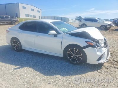 Czwarte zdjęcie samochodu z boku: 2019 TOYOTA CAMRY SE VIN:4T1B11HK8KU833330 - miniatura
