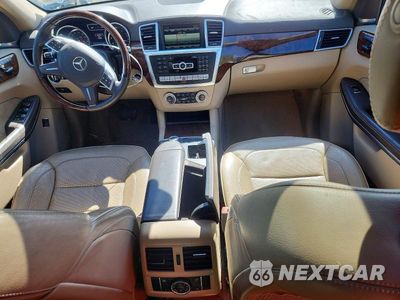 Zdjęcie 8 z 13 samochodu: 2014 MERCEDES-BENZ GL 550 4MATIC VIN:4JGDF7DE8EA297532 - miniatura