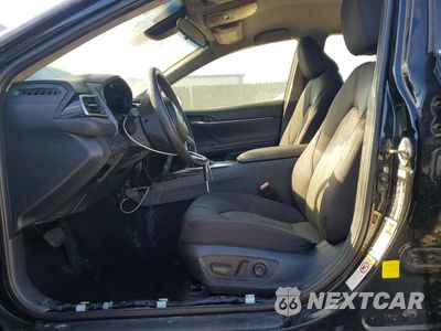 Zdjęcie 7 z 13 samochodu: 2018 TOYOTA CAMRY LE VIN:4T1B11HK0JU068080 - miniatura