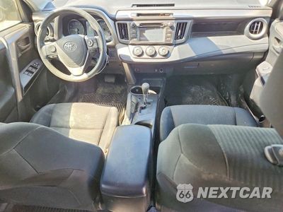 Zdjęcie 8 z 13 samochodu: 2018 TOYOTA RAV4 LE VIN:JTMBFREV3JJ728777 - miniatura