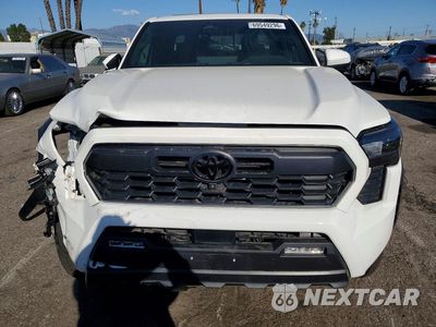 Piąte zdjęcie samochodu w środku: 2026 TOYOTA TACOMA TRD OFF-ROAD VIN:3TYLB5JN7TT112024 - miniatura