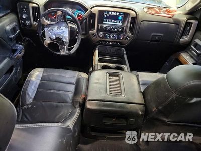 Zdjęcie 8 z 12 samochodu: 2019 GMC SIERRA K2500 DENALI VIN:1GT12SEYXKF150058 - miniatura
