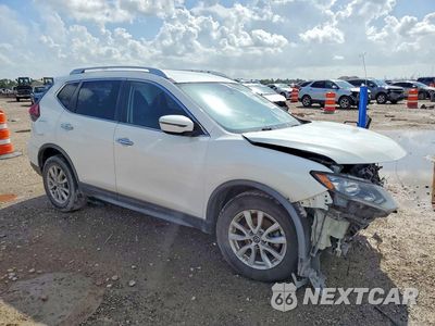 Czwarte zdjęcie samochodu z boku: 2019 NISSAN ROGUE SV VIN:KNMAT2MT8KP543442 - miniatura