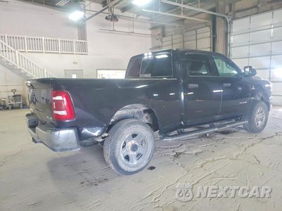 Trzecie zdjęcie samochodu z tyłu: 2021 RAM 3500 TRADESMAN VIN:3C63R3CL4MG549767 - miniatura