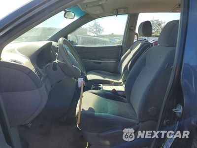 Zdjęcie 7 z 13 samochodu: 2006 TOYOTA SIENNA LE 8 PASSENGER VIN:5TDZA23C96S443419 - miniatura
