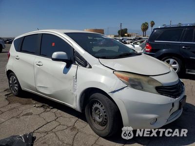 Czwarte zdjęcie samochodu z boku: 2014 NISSAN VERSA NOTE SV VIN:3N1CE2CP1EL431138 - miniatura