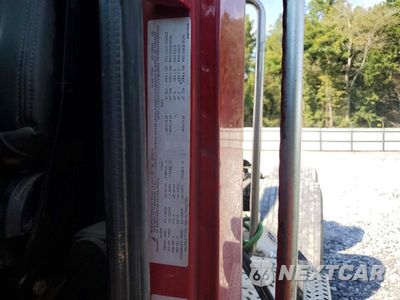 Zdjęcie 12 z 13 samochodu: 2019 MACK PINNACLE VIN:1M1PN4GY9KM001677 - miniatura