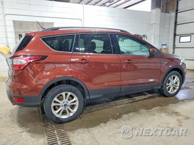 Trzecie zdjęcie samochodu z tyłu: 2018 FORD ESCAPE SE VIN:1FMCU9GD4JUA50243 - miniatura