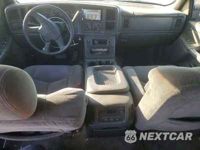 Zdjęcie 8 z 12 samochodu: 2005 CHEVROLET SILVERADO C1500 HEAVY DUTY VIN:1GCGC13U15F810557 - miniatura