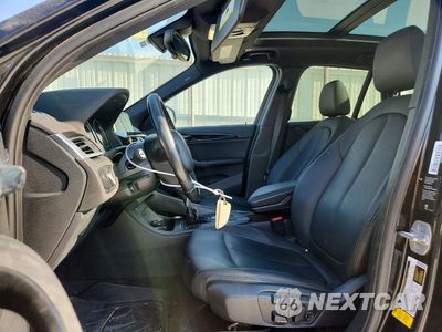 Zdjęcie 7 z 13 samochodu: 2019 BMW X1 SDRIVE28I VIN:WBXHU7C54K5L11091 - miniatura