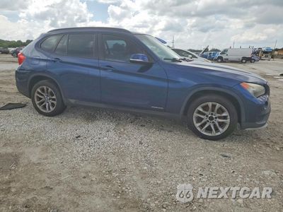 Czwarte zdjęcie samochodu z boku: 2015 BMW X1 XDRIVE28I VIN:WBAVL1C55FVY38334 - miniatura