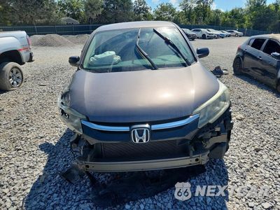 Piąte zdjęcie samochodu w środku: 2016 HONDA CR-V SE VIN:5J6RM4H42GL048189 - miniatura