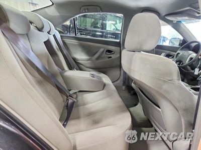 Zdjęcie 10 z 12 samochodu: 2007 TOYOTA CAMRY LE VIN:4T4BE46K07R002281 - miniatura