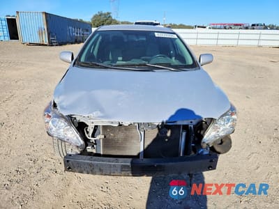 Piąte zdjęcie samochodu w środku: 2013 TOYOTA COROLLA LE VIN:2T1BU4EE7DC006849 - miniatura
