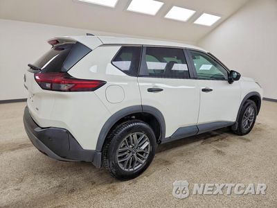 Trzecie zdjęcie samochodu z tyłu: 2023 NISSAN ROGUE S VIN:5N1BT3AB8PC771053 - miniatura