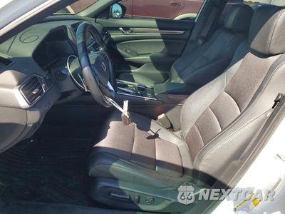 Zdjęcie 7 z 12 samochodu: 2020 HONDA ACCORD SPORT VIN:1HGCV1F30LA103540 - miniatura
