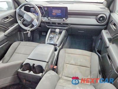 Zdjęcie 8 z 12 samochodu: 2023 CHEVROLET COLORADO TRAIL BOSS VIN:1GCPTEEK6P1133170 - miniatura