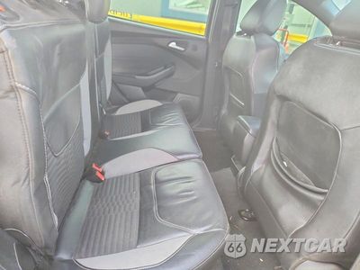 Zdjęcie 11 z 14 samochodu: 2018 FORD FOCUS VIN:1FADP3L92JL229780 - miniatura