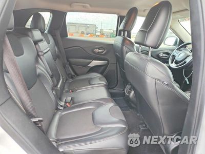 Zdjęcie 10 z 12 samochodu: 2018 JEEP CHEROKEE LATITUDE PLUS VIN:1C4PJMLB8JD614112 - miniatura
