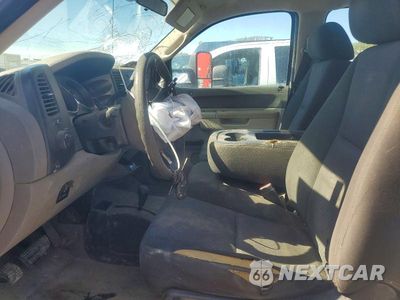 Zdjęcie 7 z 13 samochodu: 2014 CHEVROLET SILVERADO K3500 VIN:1GB4KZC8XEF118423 - miniatura