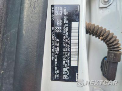 Zdjęcie 12 z 12 samochodu: 2016 VOLVO S60 PREMIER VIN:LYV402FK4GB105434 - miniatura