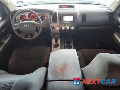 Zdjęcie 8 z 12 samochodu: 2012 TOYOTA TUNDRA CREWMAX SR5 VIN:5TFDW5F12CX268508 - miniatura
