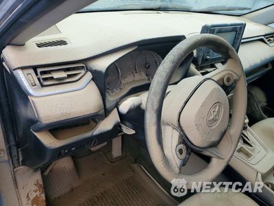 Zdjęcie 9 z 13 samochodu: 2019 TOYOTA RAV4 LE VIN:2T3F1RFV4KW074857 - miniatura