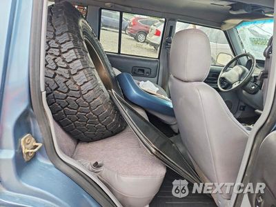 Zdjęcie 11 z 13 samochodu: 1998 JEEP CHEROKEE SPORT VIN:1J4FJ68S0WL124691 - miniatura