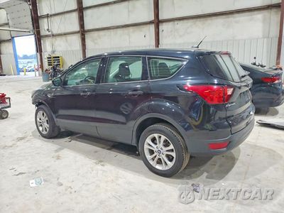 Drugie zdjęcie samochodu z przodu: 2019 FORD ESCAPE S VIN:1FMCU0F72KUC23556 - miniatura
