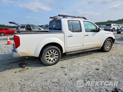 Trzecie zdjęcie samochodu z tyłu: 2010 NISSAN FRONTIER SE V6 VIN:1N6AD0ER0AC431838 - miniatura