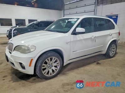 2013 BMW X5 XDRIVE50I 5UXZV8C59DL899359 - główne zdjęcie licytacji z USA - miniatura