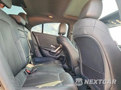 Zdjęcie 10 z 12 samochodu: 2021 MERCEDES-BENZ CLA 250 VIN:W1K5J4GB1MN215757 - miniatura