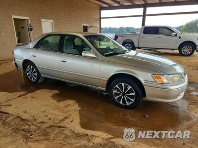 Czwarte zdjęcie samochodu z boku: 2001 TOYOTA CAMRY LE VIN:4T1BG22K51U811622 - miniatura