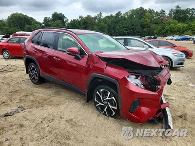 Czwarte zdjęcie samochodu z boku: 2019 TOYOTA RAV4 LE VIN:JTMG1RFV0KD502313 - miniatura