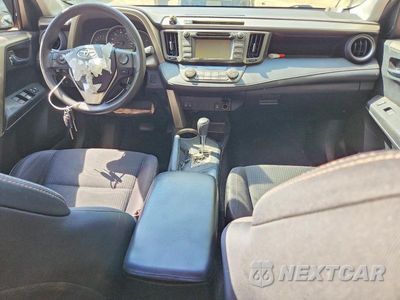 Zdjęcie 8 z 13 samochodu: 2014 TOYOTA RAV4 XLE VIN:2T3RFREV7EW194995 - miniatura