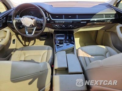 Zdjęcie 8 z 14 samochodu: 2019 AUDI Q7 PREMIUM VIN:WA1AAAF74KD032659 - miniatura