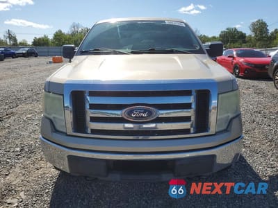 Piąte zdjęcie samochodu w środku: 2010 FORD F150 SUPERCREW VIN:1FTEW1E82AFB34127 - miniatura