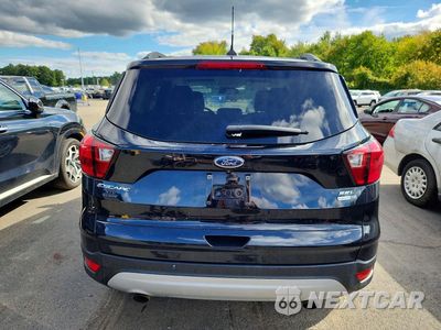 Zdjęcie 6 z 13 samochodu: 2019 FORD ESCAPE SEL VIN:1FMCU9HD3KUA57927 - miniatura