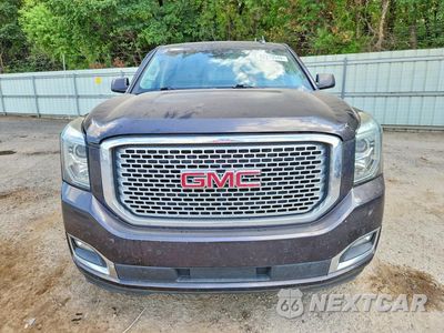 Piąte zdjęcie samochodu w środku: 2017 GMC YUKON XL DENALI VIN:1GKS1HKJ7HR213615 - miniatura