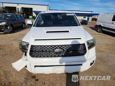 Piąte zdjęcie samochodu w środku: 2018 TOYOTA TUNDRA SR5 VIN:5TFUW5F16JX749374 - miniatura