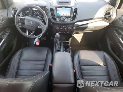 Zdjęcie 8 z 13 samochodu: 2018 FORD ESCAPE TITANIUM VIN:1FMCU0J99JUB16804 - miniatura