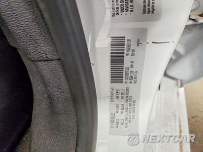 Zdjęcie 12 z 12 samochodu: 2015 CHRYSLER 200 LIMITED VIN:1C3CCCAB6FN711031 - miniatura