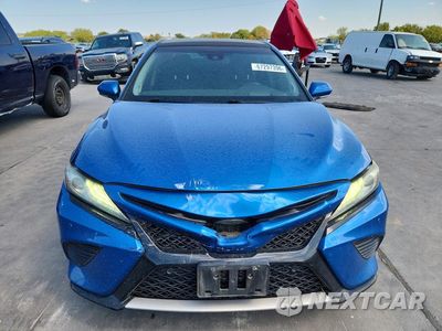Piąte zdjęcie samochodu w środku: 2018 TOYOTA CAMRY XSE V6 VIN:4T1BZ1HK6JU019572 - miniatura