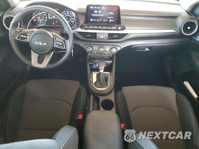 Zdjęcie 8 z 12 samochodu: 2024 KIA FORTE LX VIN:3KPF24AD6RE750391 - miniatura