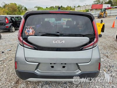 Zdjęcie 6 z 13 samochodu: 2023 KIA SOUL LX VIN:KNDJ23AU3P7845024 - miniatura