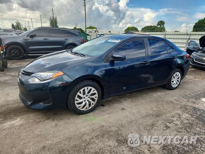 2018 TOYOTA COROLLA LE 5YFBURHE5JP842972 - główne zdjęcie licytacji z USA - miniatura