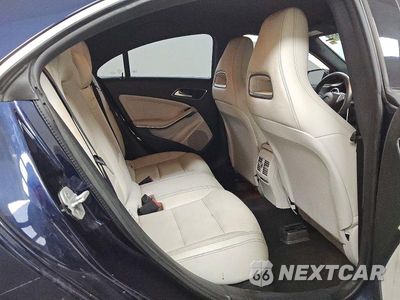Zdjęcie 10 z 12 samochodu: 2018 MERCEDES-BENZ CLA 250 VIN:WDDSJ4EB6JN576869 - miniatura